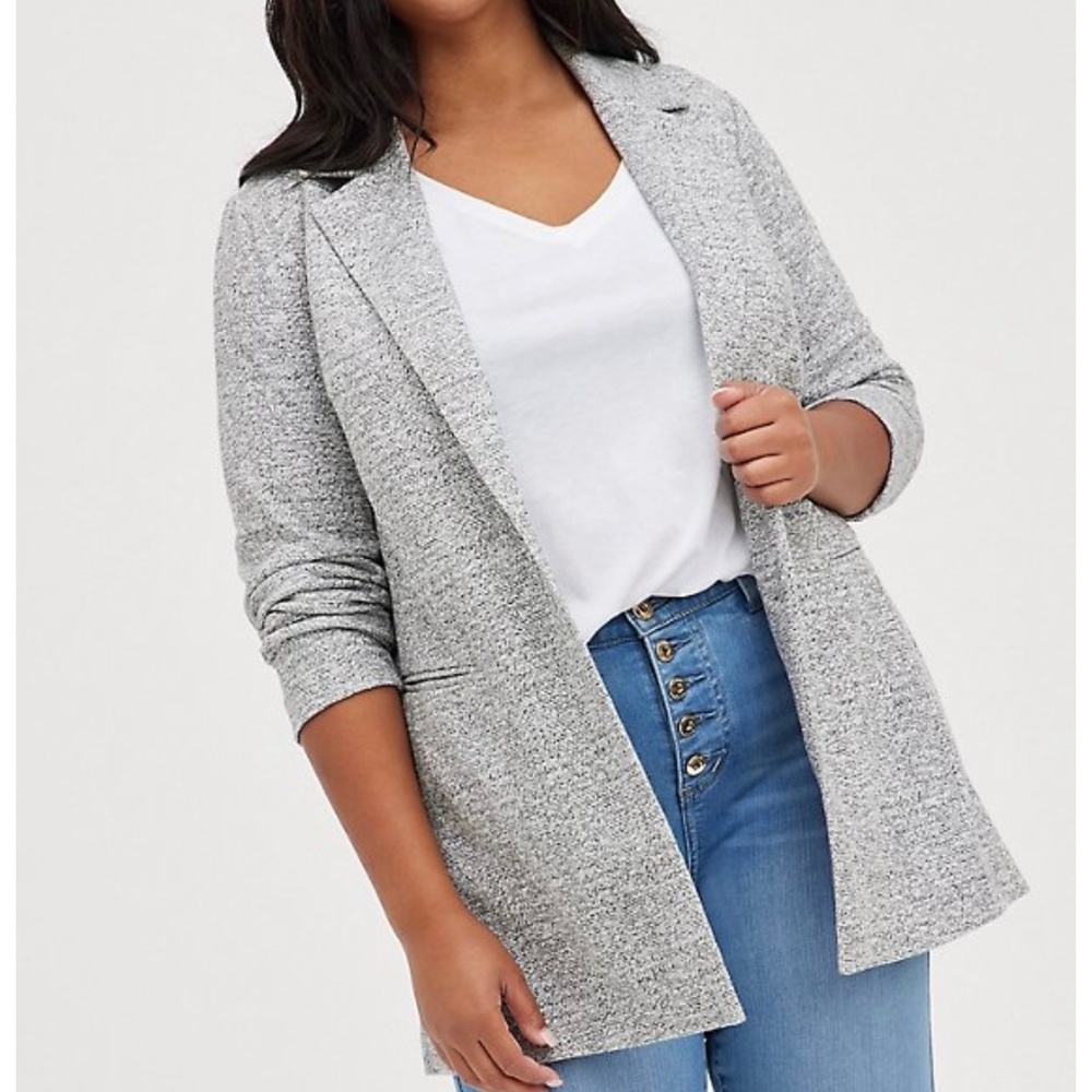 Light Grey Textured Longline Boyfriend Blazer- Torrid